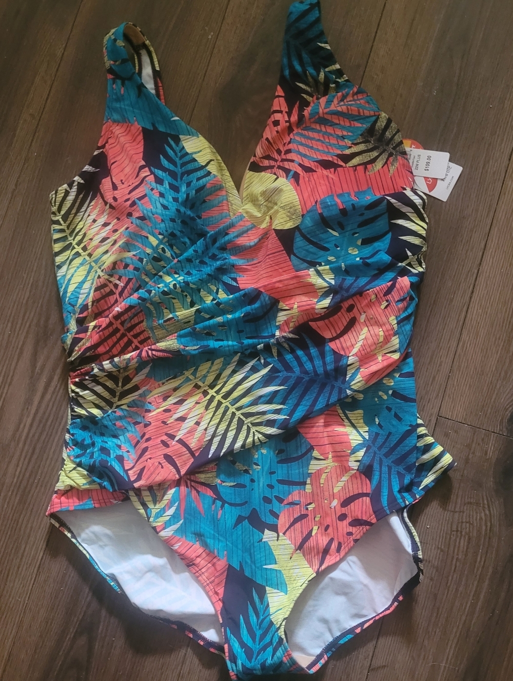 NWT LL BEAN TROPICAL LEAVES PRINT GORGEOUS SWIMSUIT